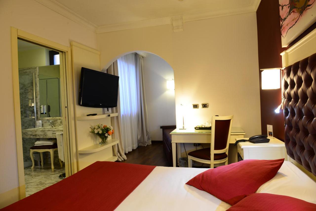 Trilussa Palace Hotel Congress & Spa Рим Экстерьер фото